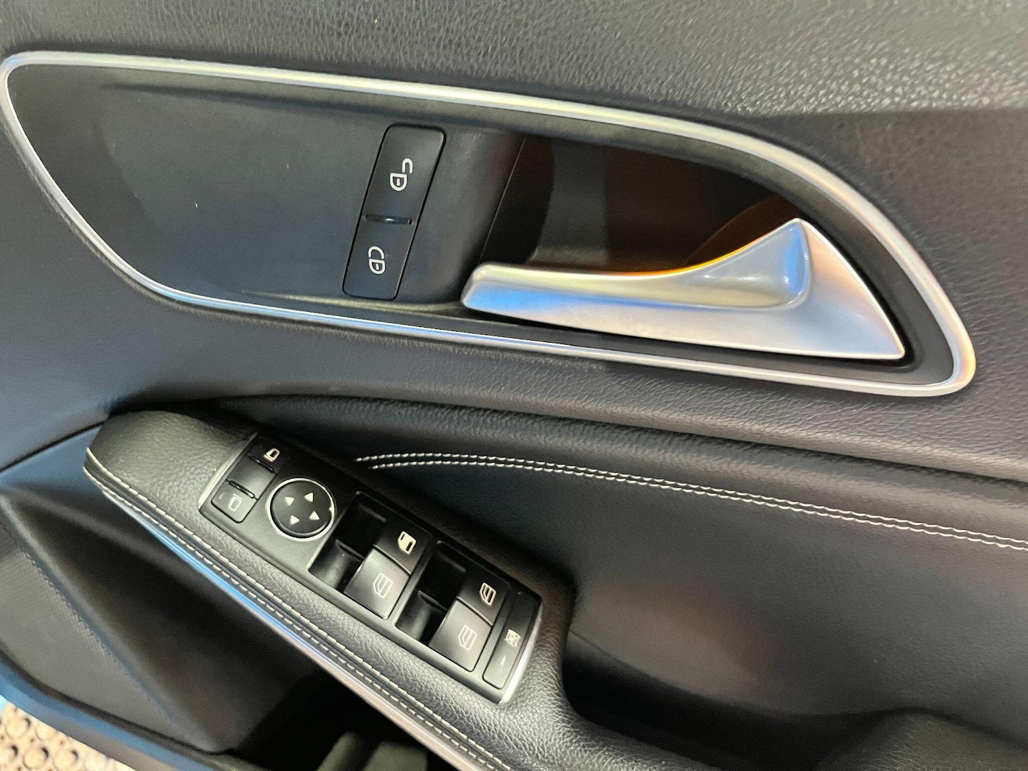 Used Mercedes-Benz A-Class 2014 for sale - 76326172: Photo 30