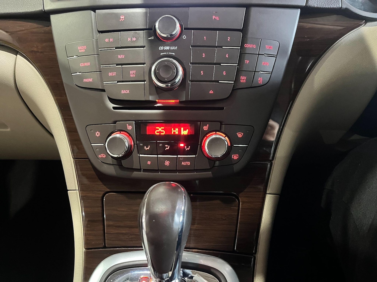 Used Vauxhall Insignia 2011 for sale - 76307002: Photo 27