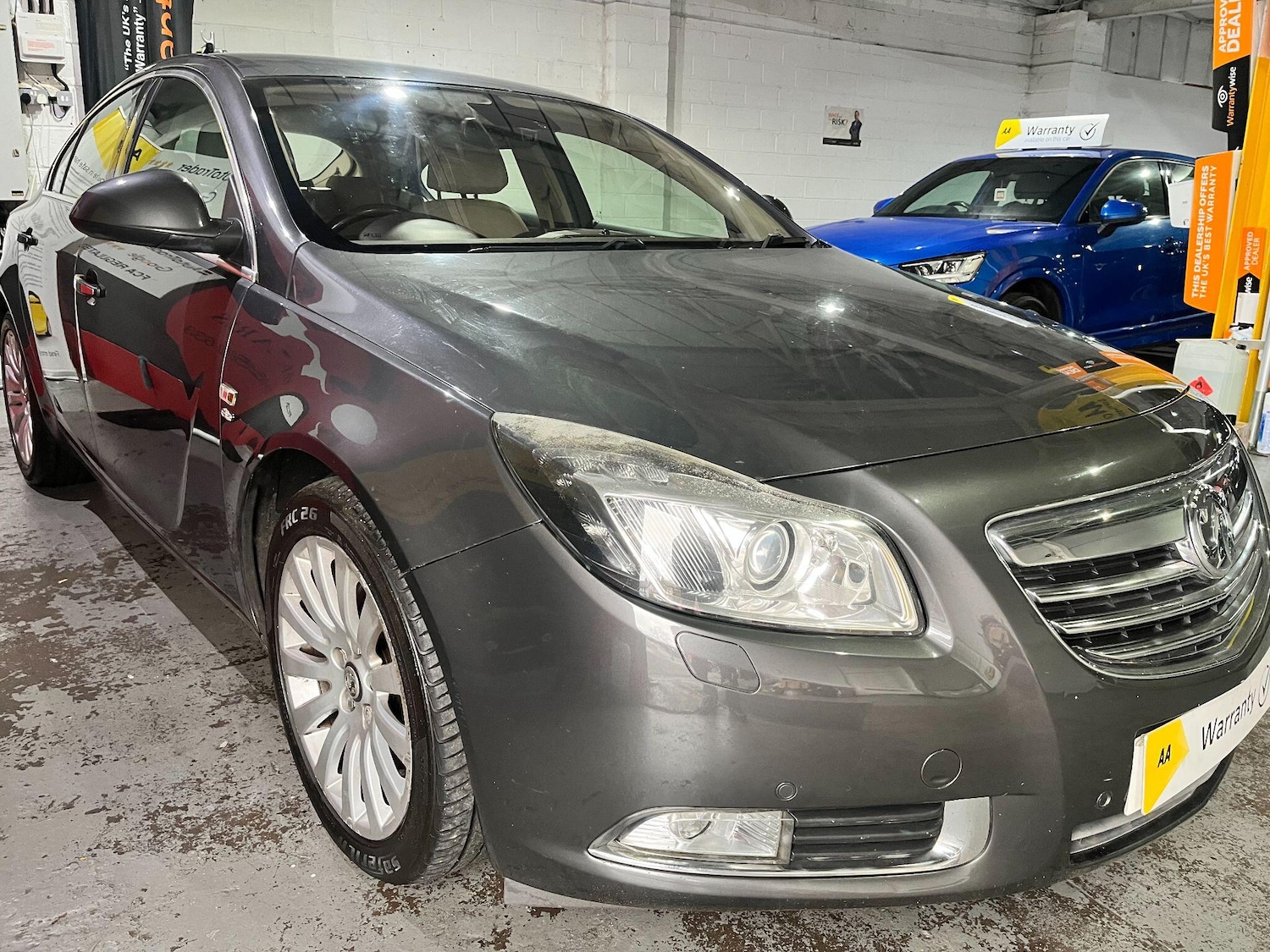 Used Vauxhall Insignia 2011 for sale - 76307002: Photo 3