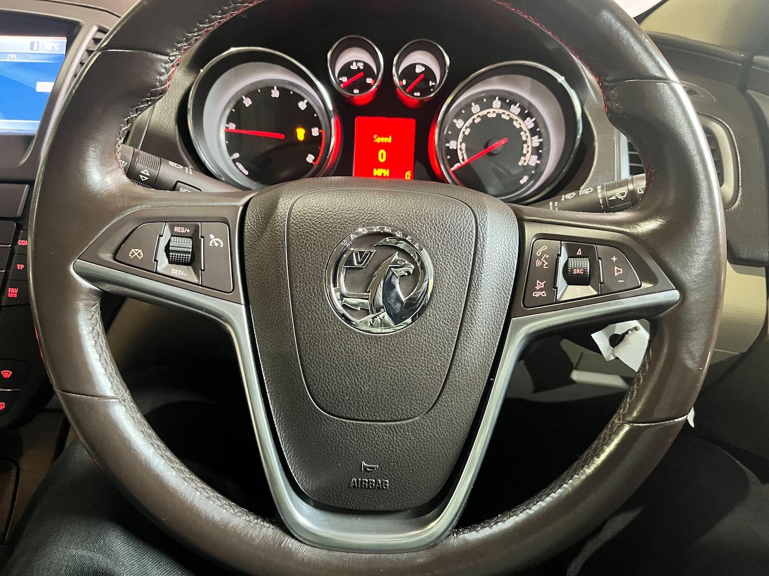 Used Vauxhall Insignia 2011 for sale - 76307002: Photo 32