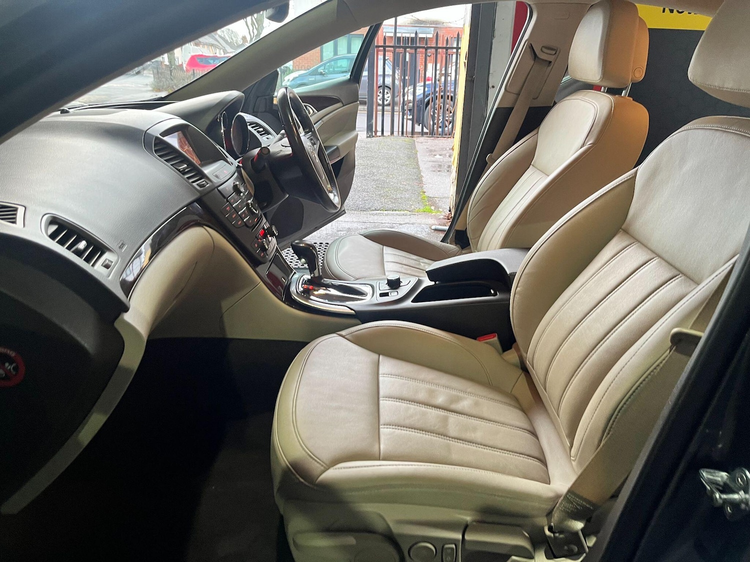 Used Vauxhall Insignia 2011 for sale - 76307002: Photo 38