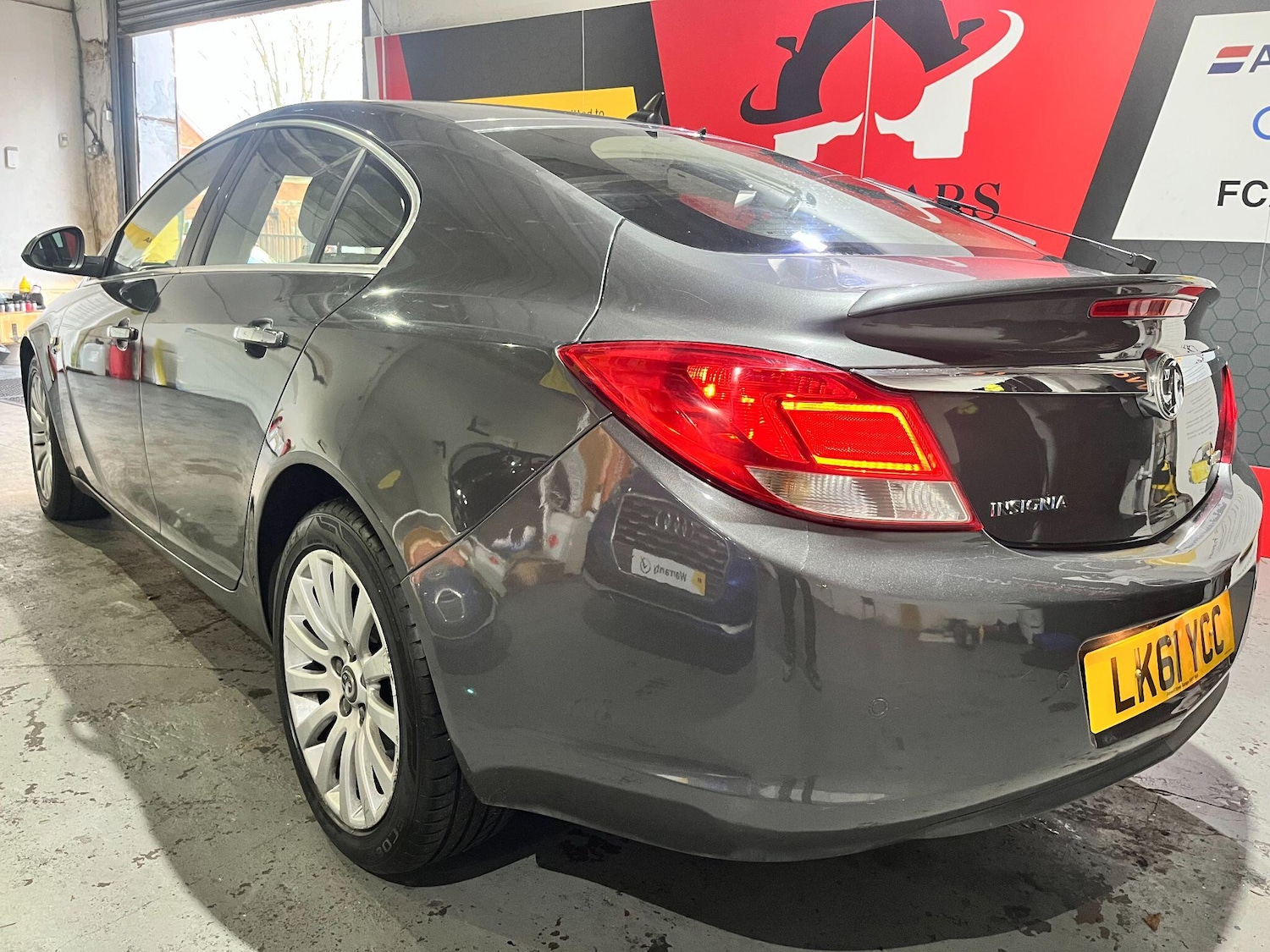 Used Vauxhall Insignia 2011 for sale - 76307002: Photo 54
