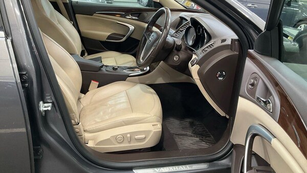 Used Vauxhall Insignia 2011 for sale - 76307002: Photo 6