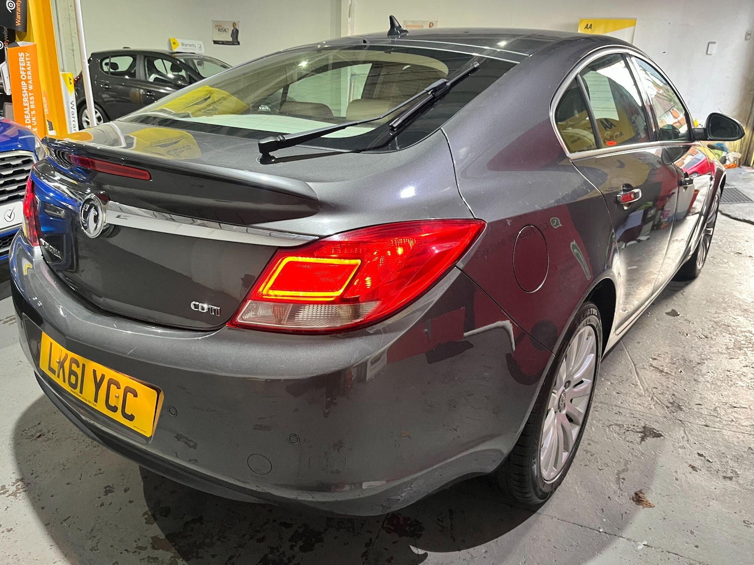 Used Vauxhall Insignia 2011 for sale - 76307002: Photo 7