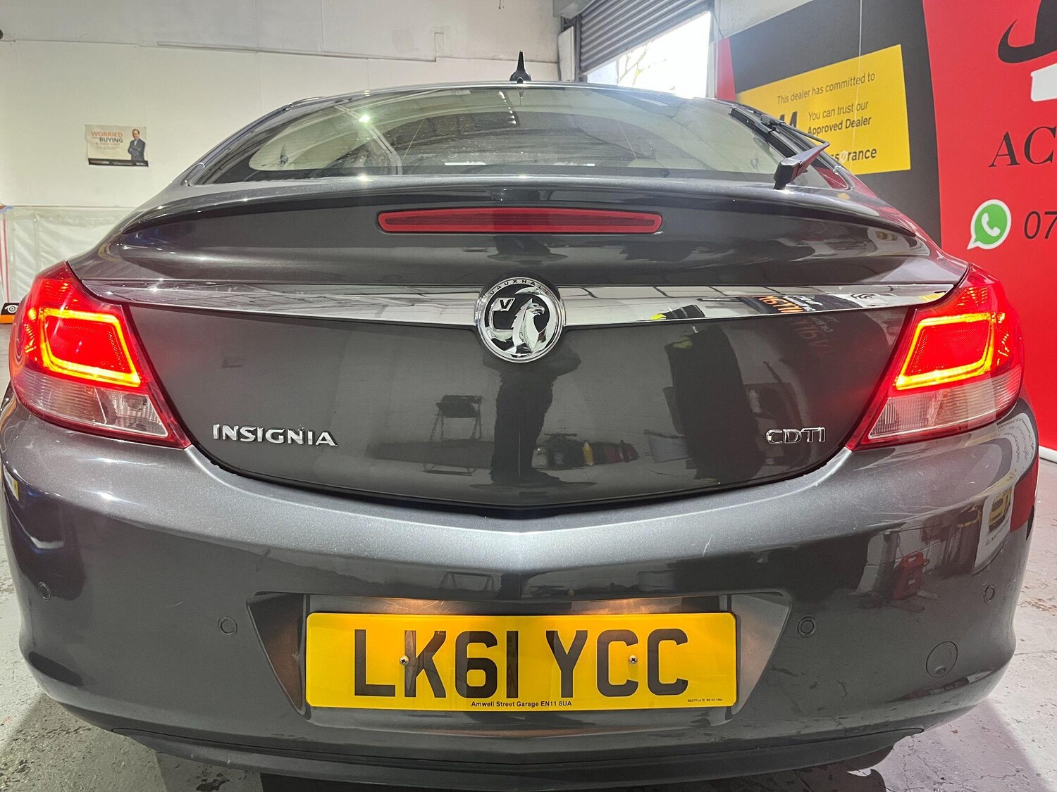 Used Vauxhall Insignia 2011 for sale - 76307002: Photo 8