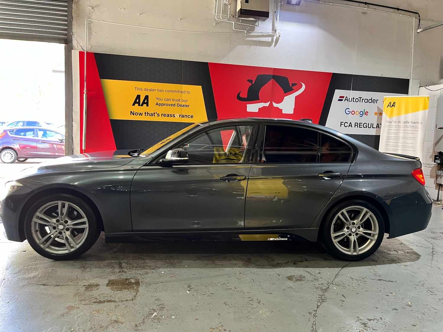 Used BMW 3 Series 2012 for sale - 77034739: Photo 51