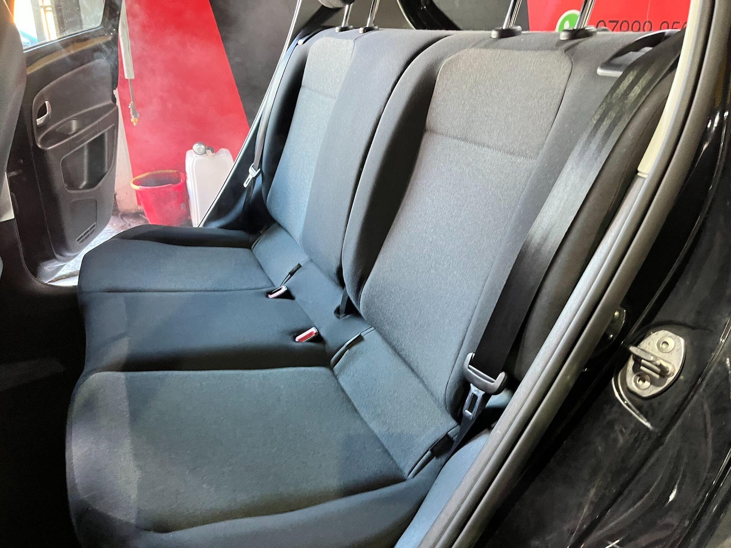 Used Volkswagen up! 2015 for sale - 77523667: Photo 25