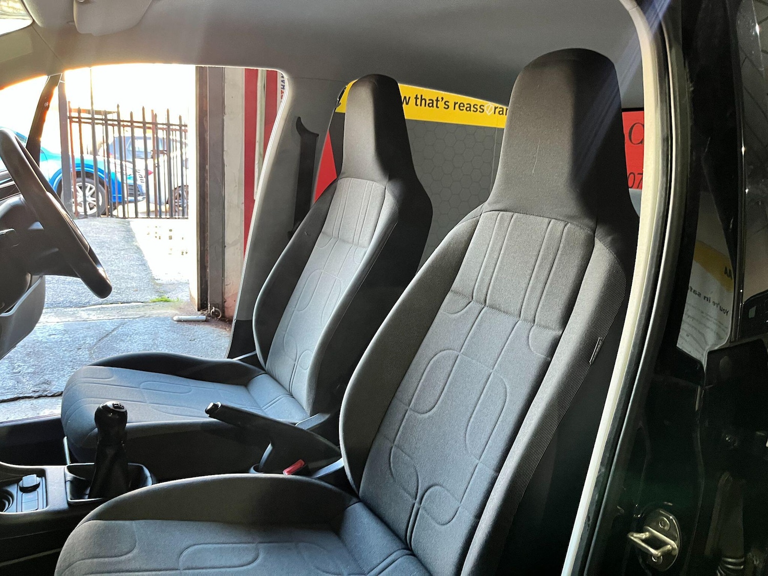 Used Volkswagen up! 2015 for sale - 77523667: Photo 33