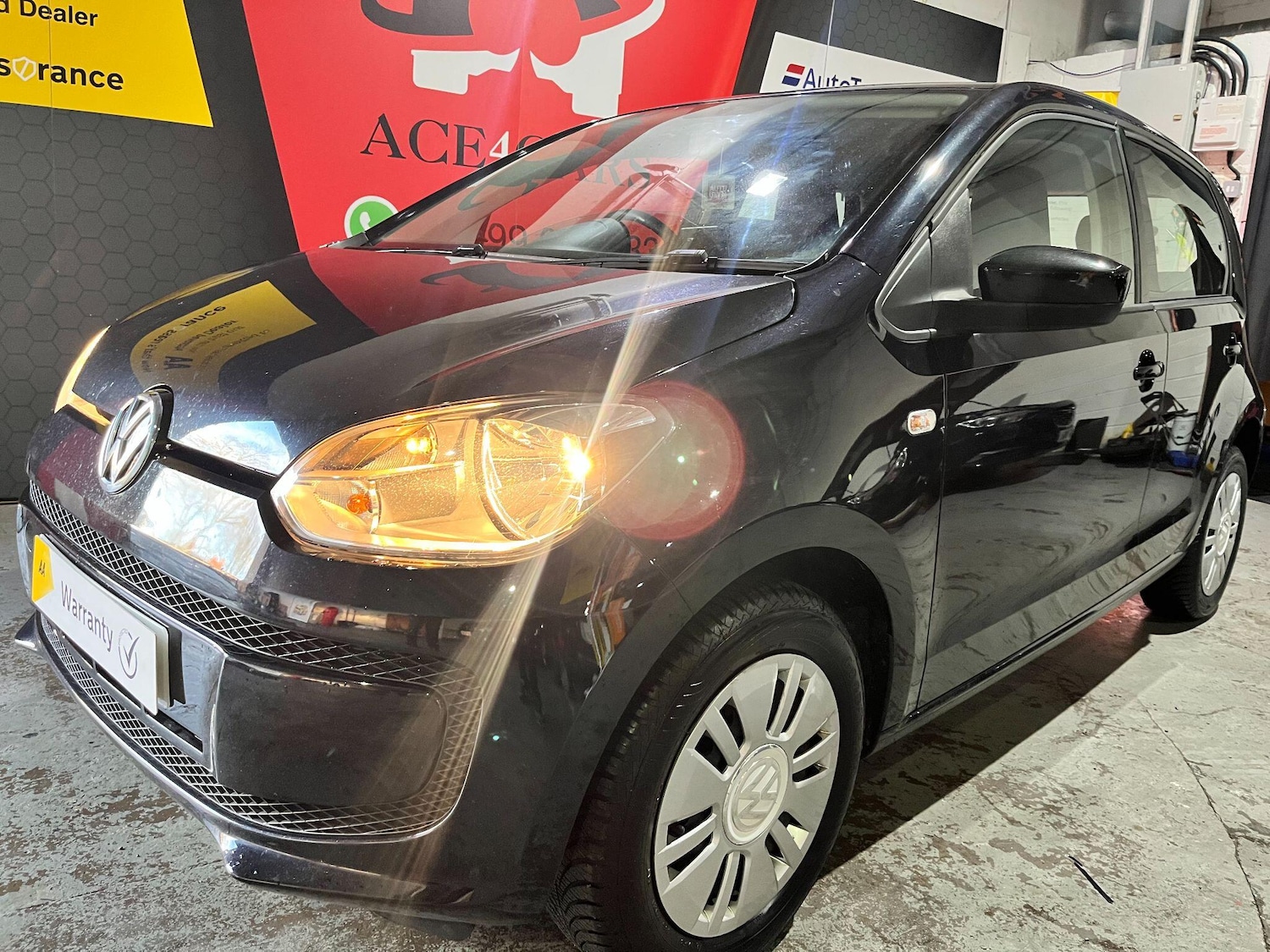 Used Volkswagen up! 2015 for sale - 77523667: Photo 42