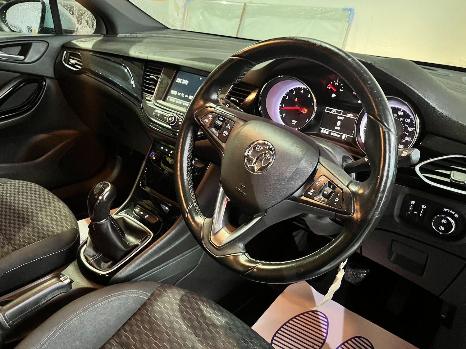 Used Vauxhall Astra 2017 for sale - 76584756: Photo 39