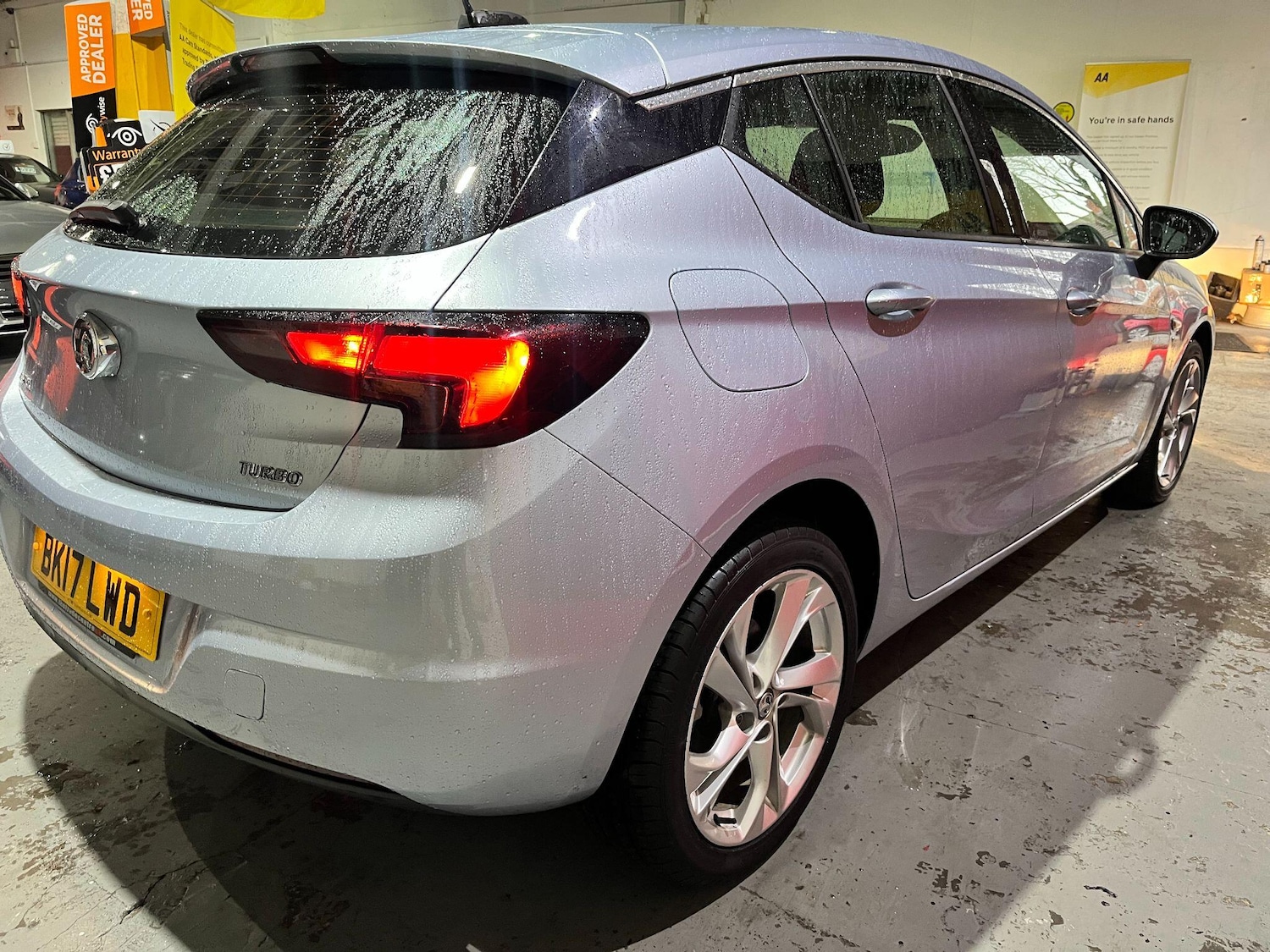 Used Vauxhall Astra 2017 for sale - 76584756: Photo 61