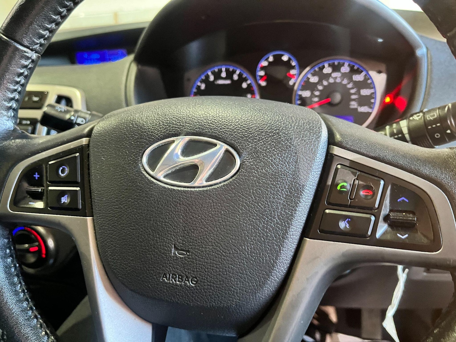 Used Hyundai i20 2014 for sale - 76801711: Photo 13