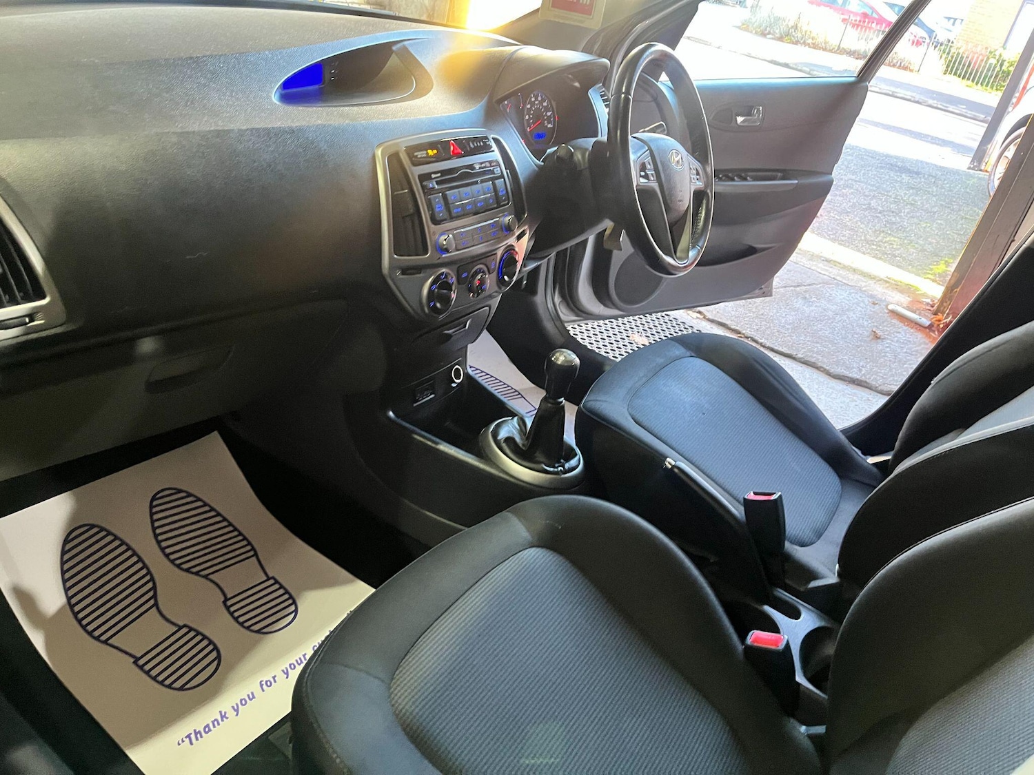 Used Hyundai i20 2014 for sale - 76801711: Photo 26