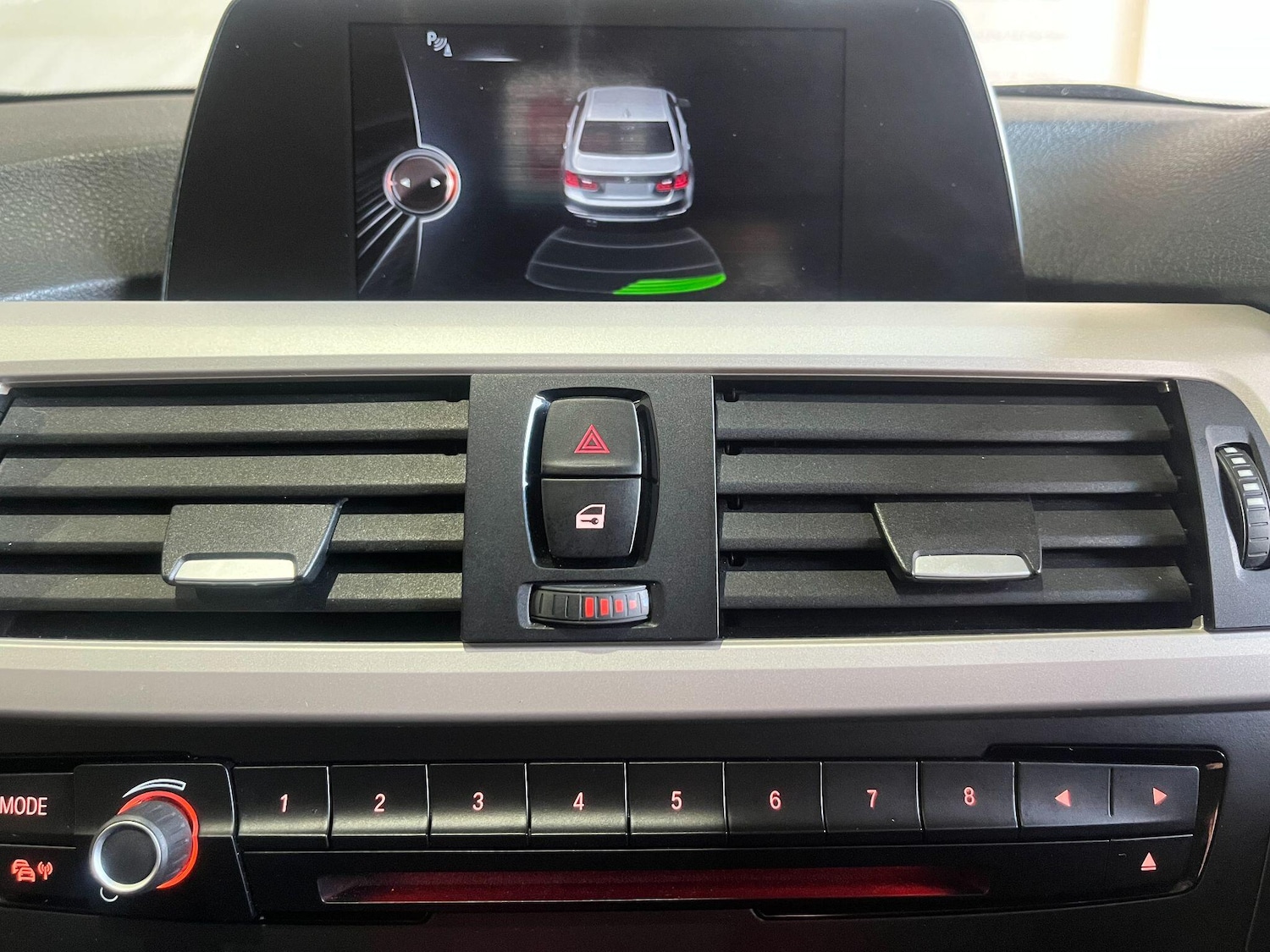 Used BMW 3 Series 2014 for sale - 76152791: Photo 27