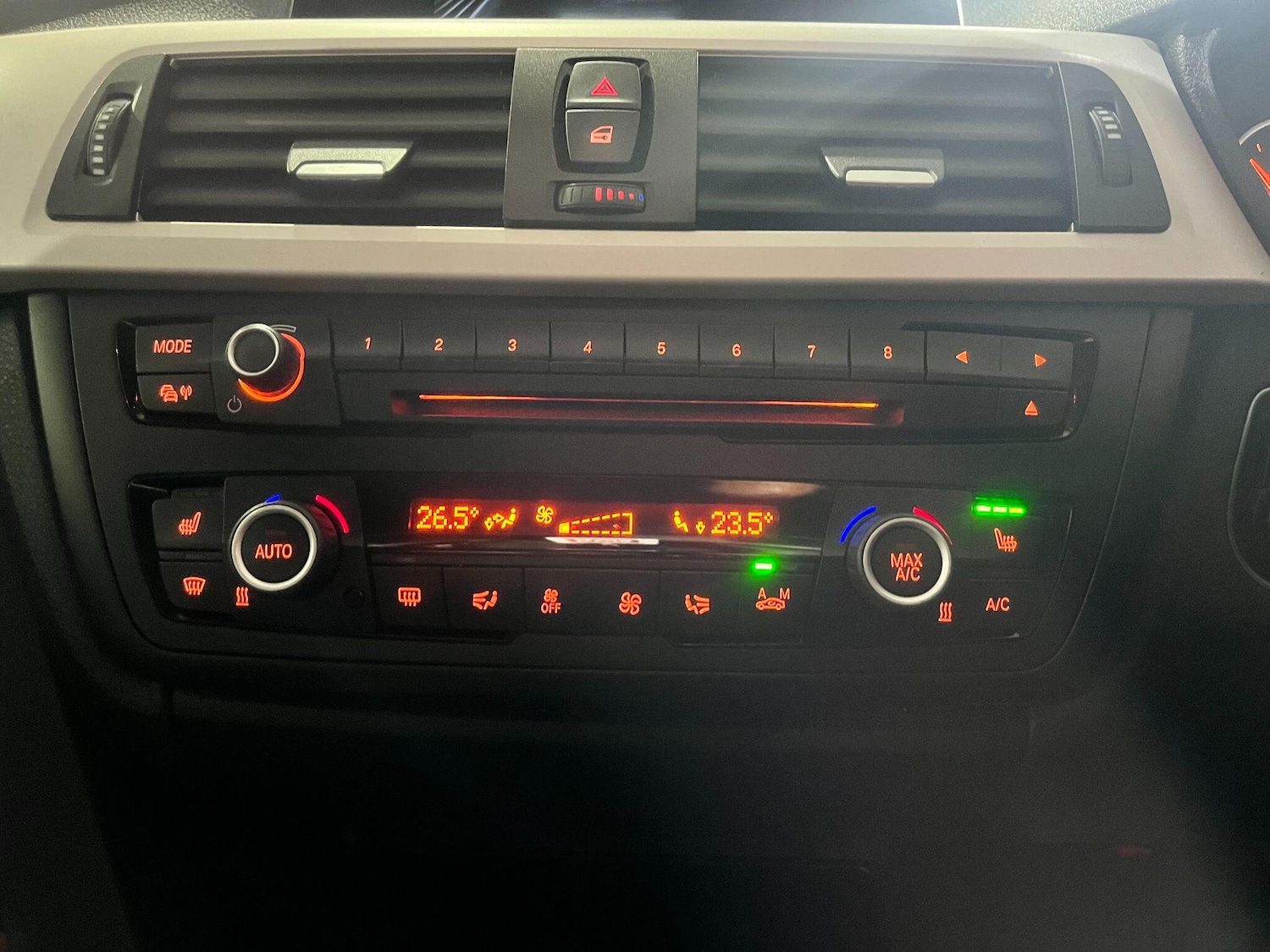 Used BMW 3 Series 2014 for sale - 76152791: Photo 37