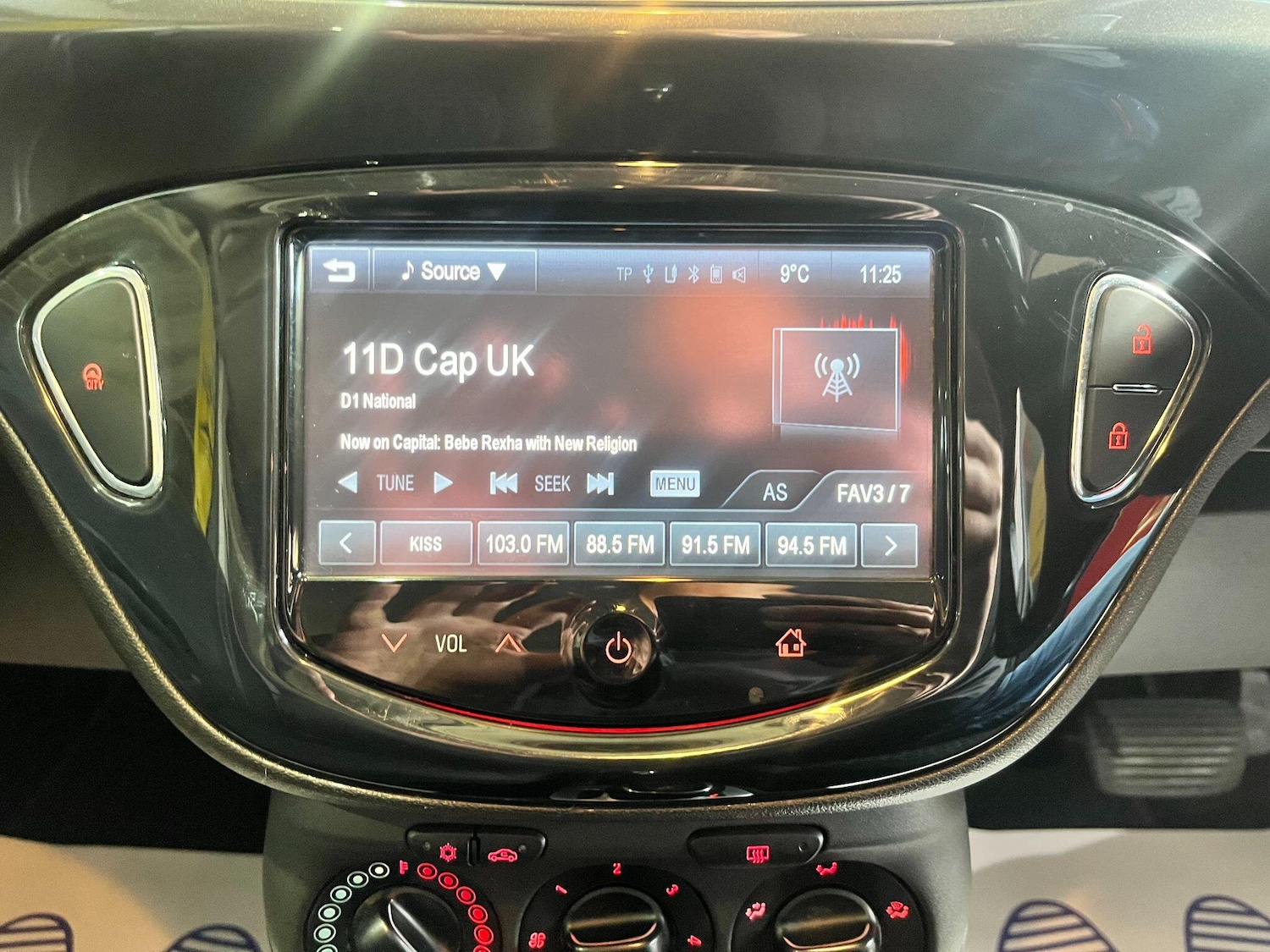 Used Vauxhall Corsa 2015 for sale - 78034562: Photo 39