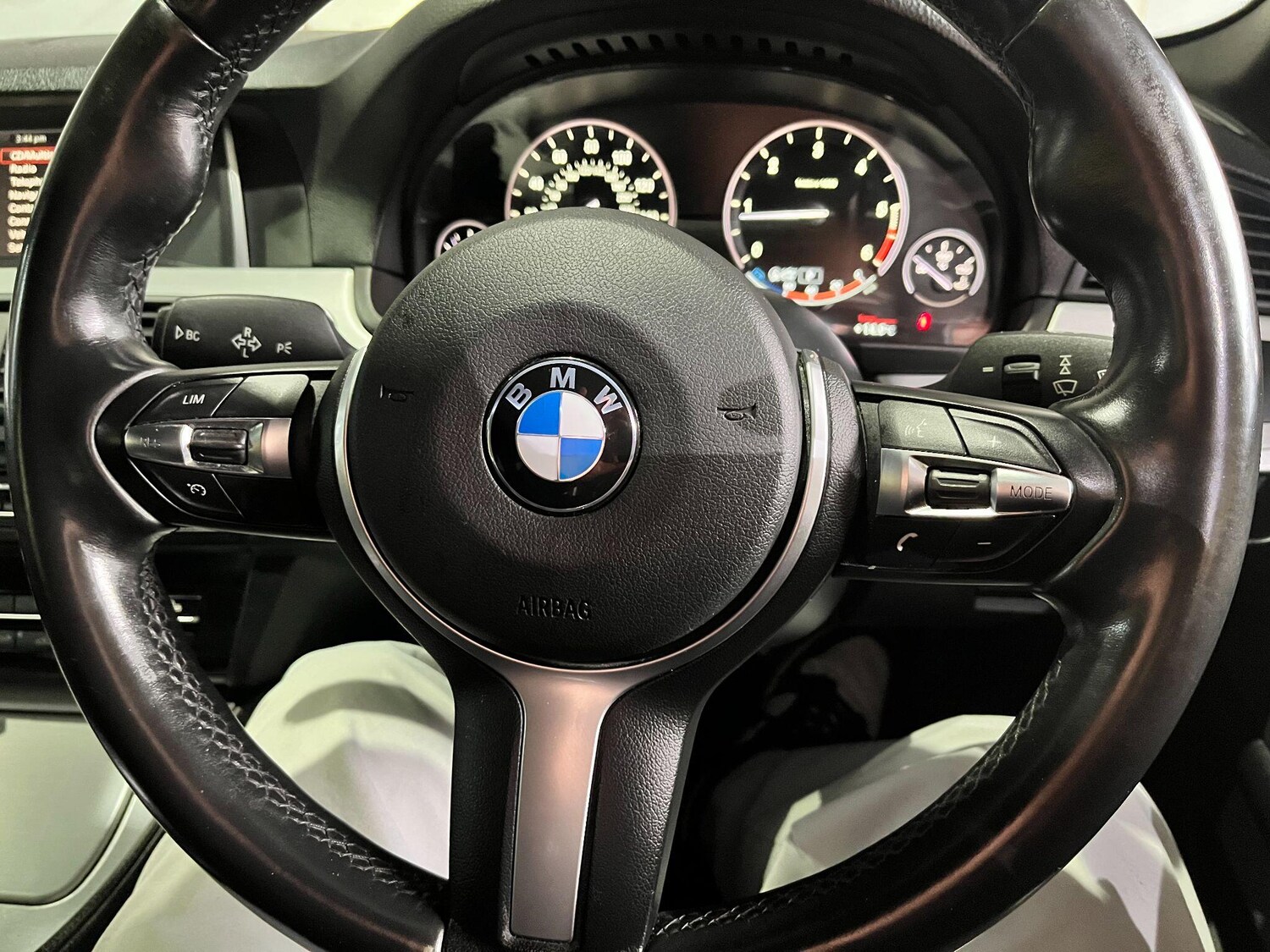 Used BMW 5 Series 2014 for sale - 77231663: Photo 14