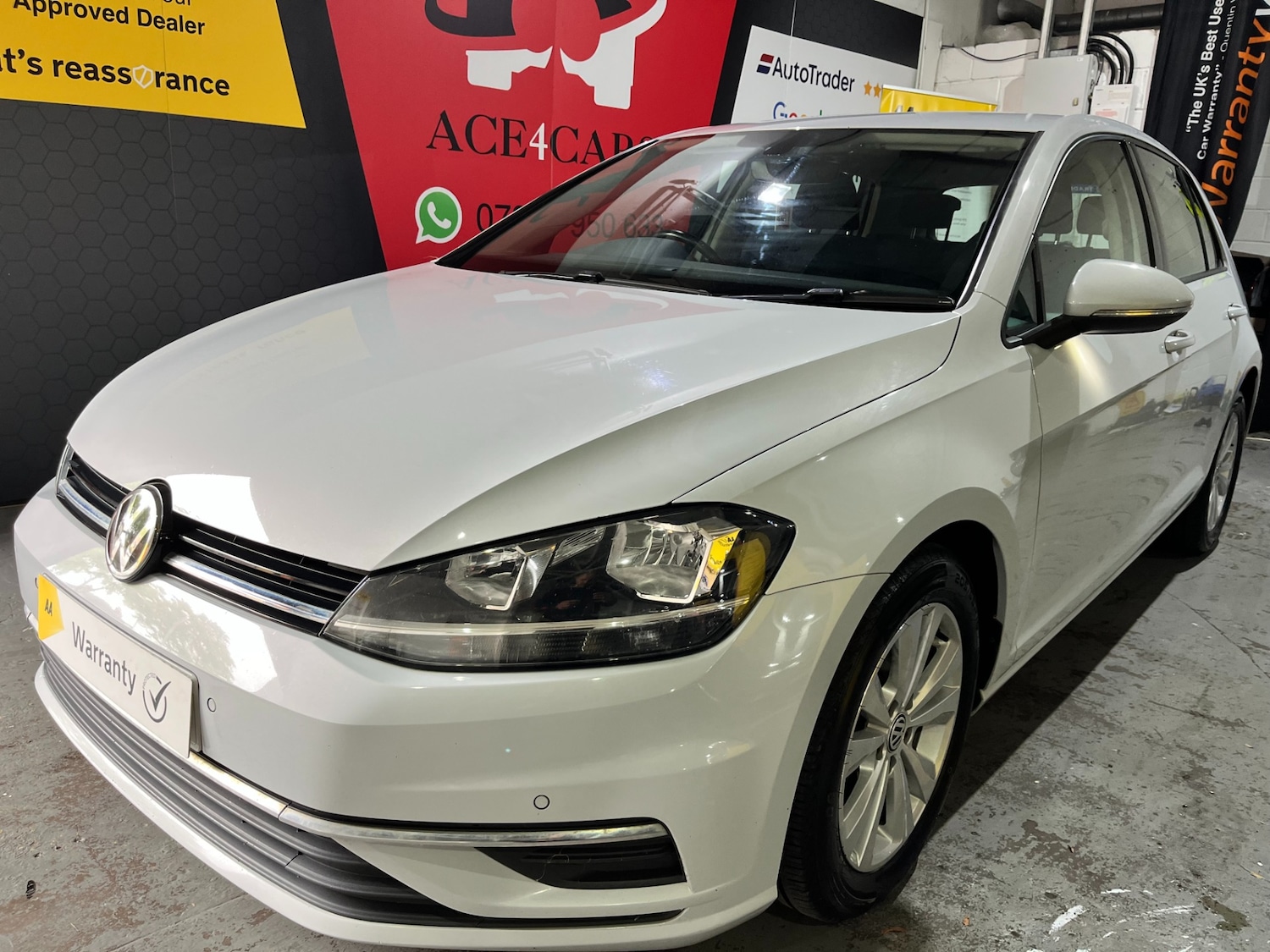 Used Volkswagen Golf 2017 for sale - 77036131: Photo 1