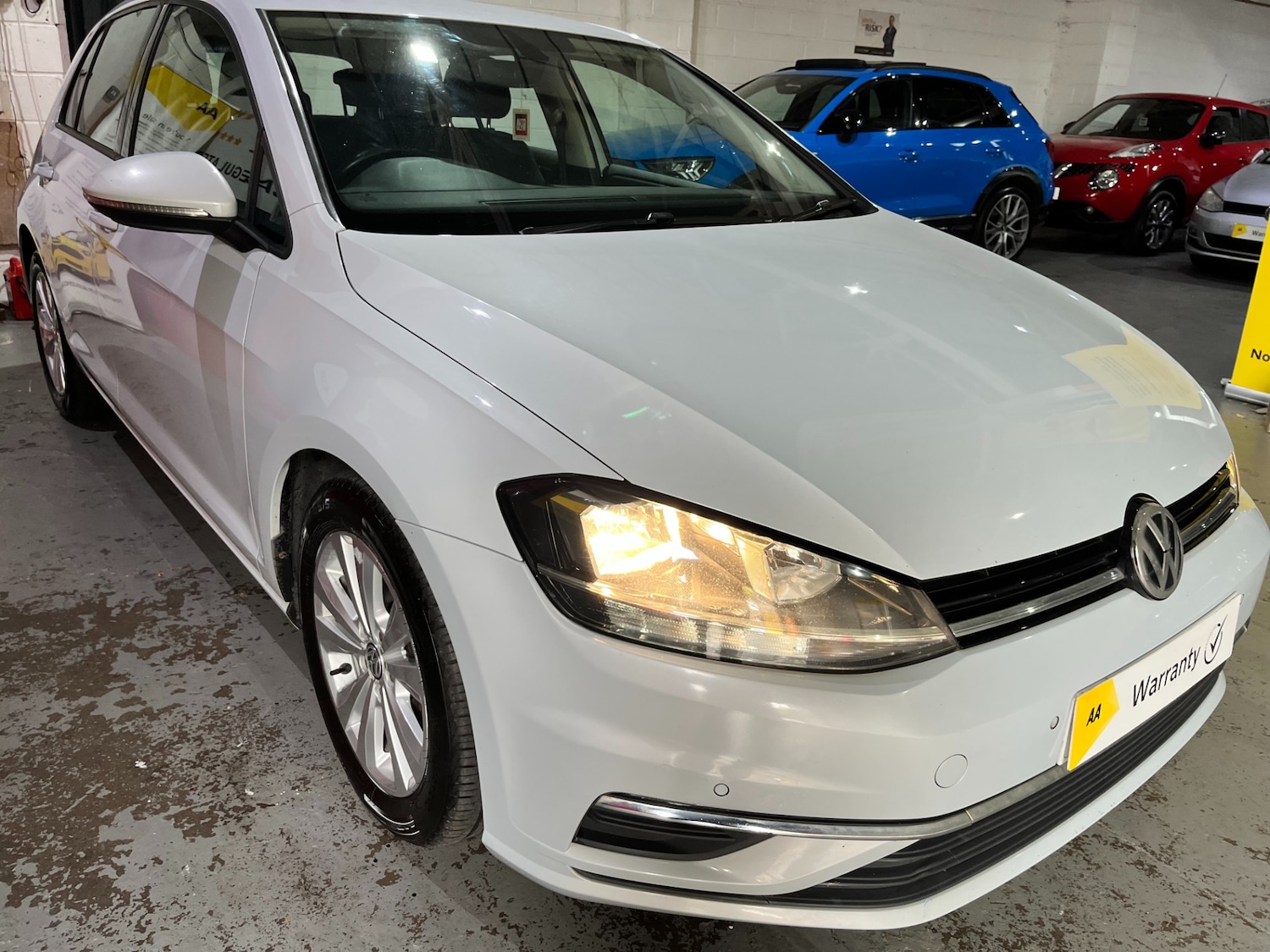 Used Volkswagen Golf 2017 for sale - 77036131: Photo 24