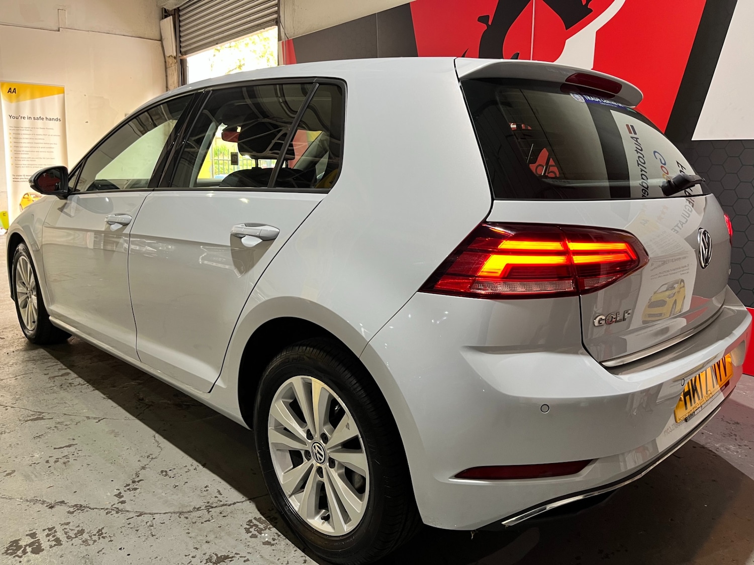 Used Volkswagen Golf 2017 for sale - 77036131: Photo 28