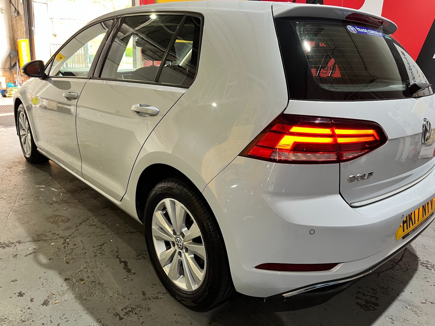 Used Volkswagen Golf 2017 for sale - 77036131: Photo 56