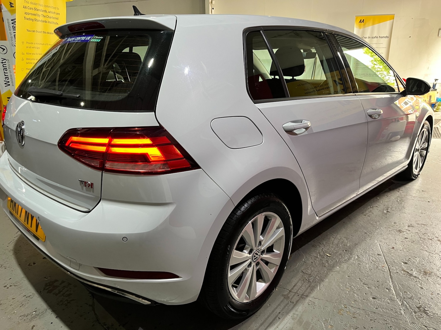 Used Volkswagen Golf 2017 for sale - 77036131: Photo 63