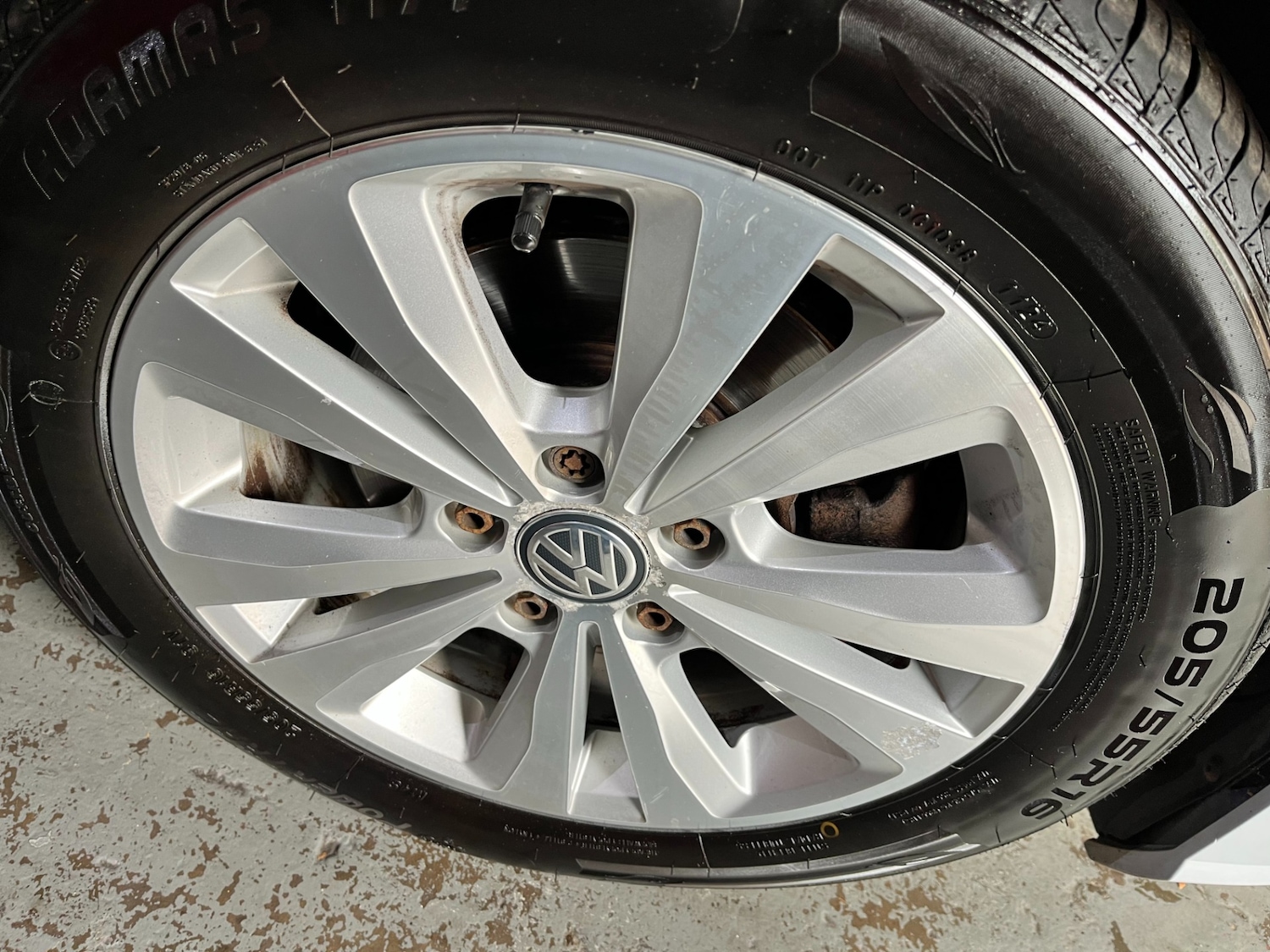 Used Volkswagen Golf 2017 for sale - 77036131: Photo 7