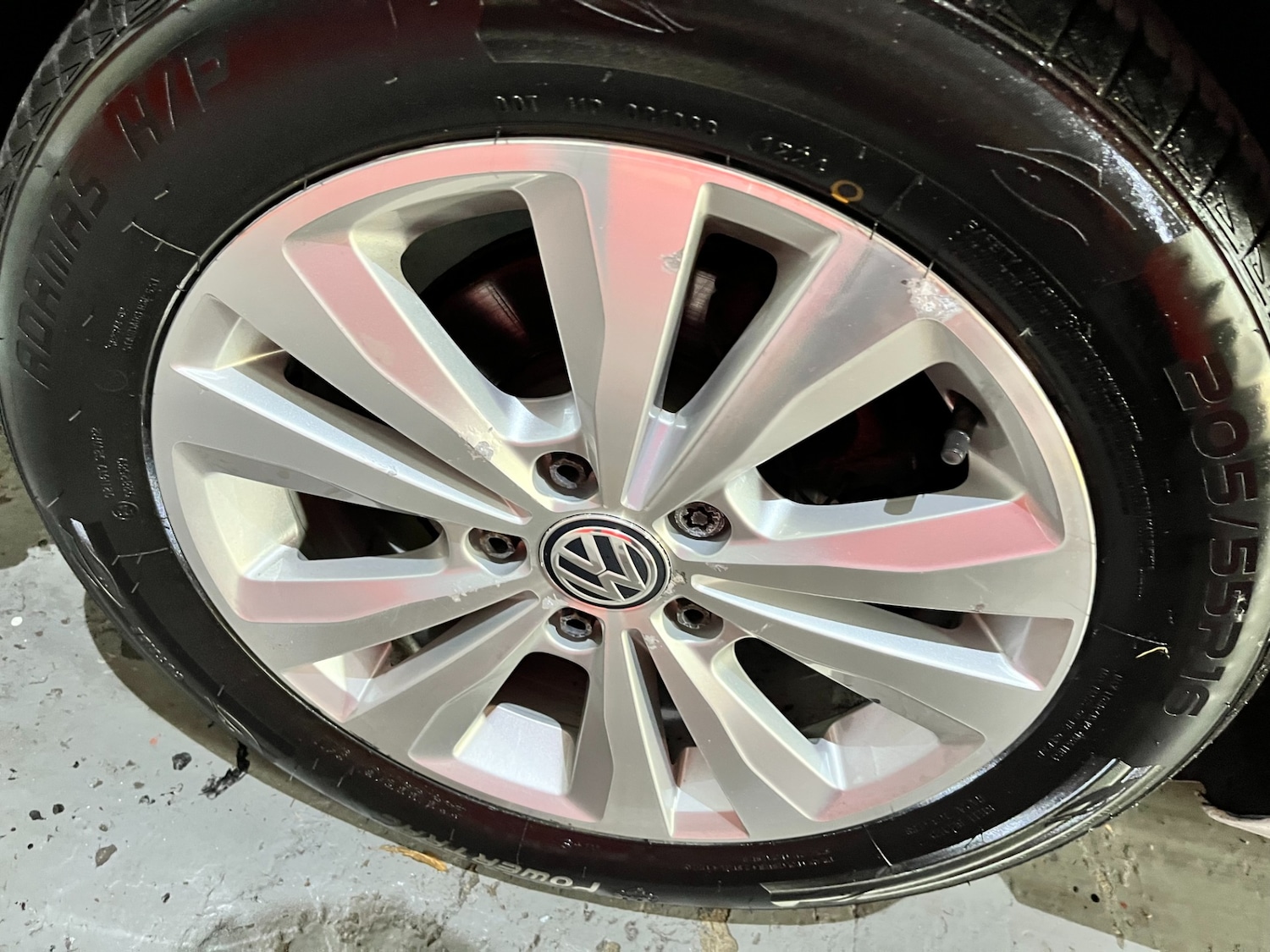 Used Volkswagen Golf 2017 for sale - 77036131: Photo 8