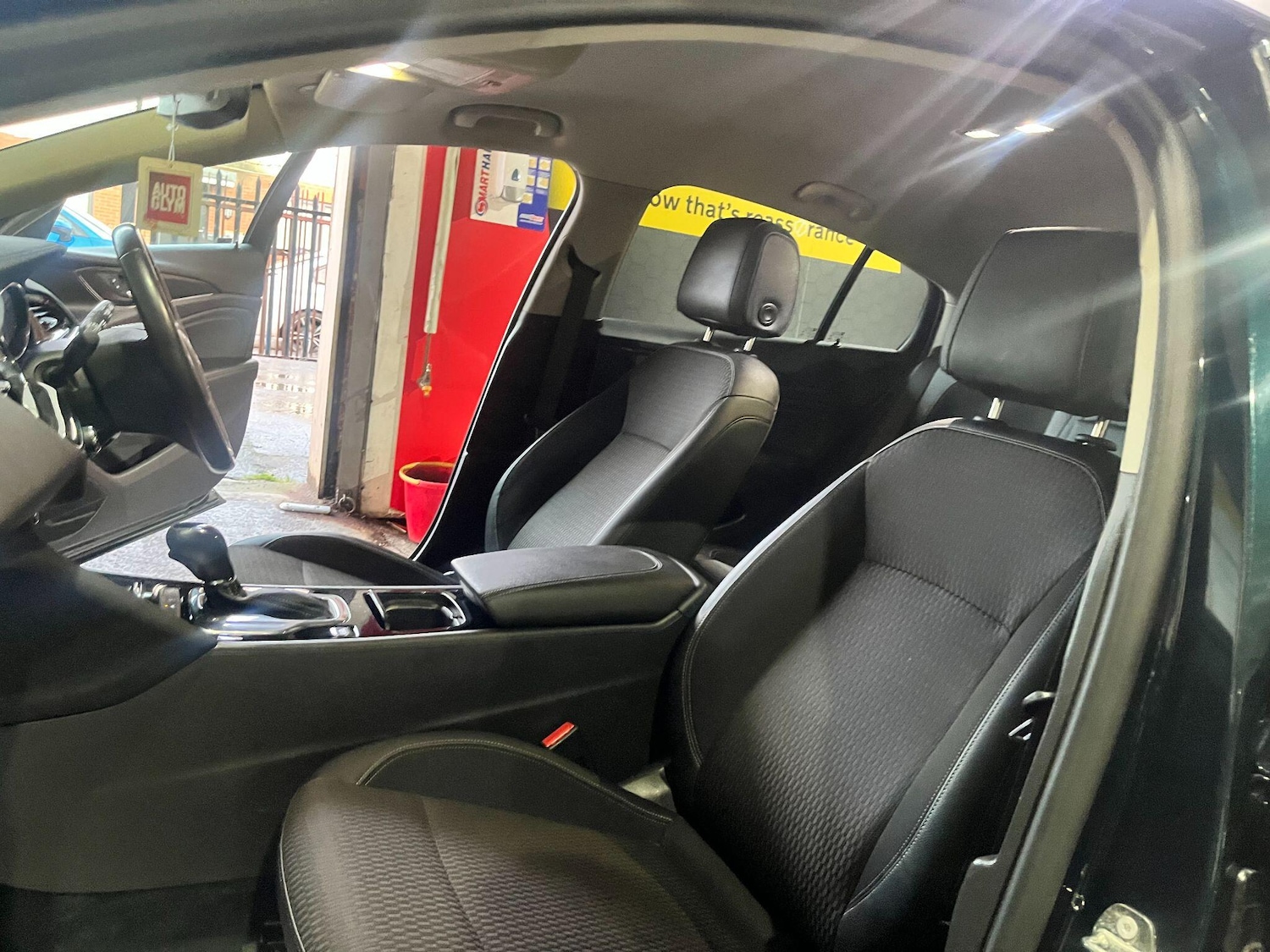 Used Vauxhall Insignia 2017 for sale - 77455653: Photo 30