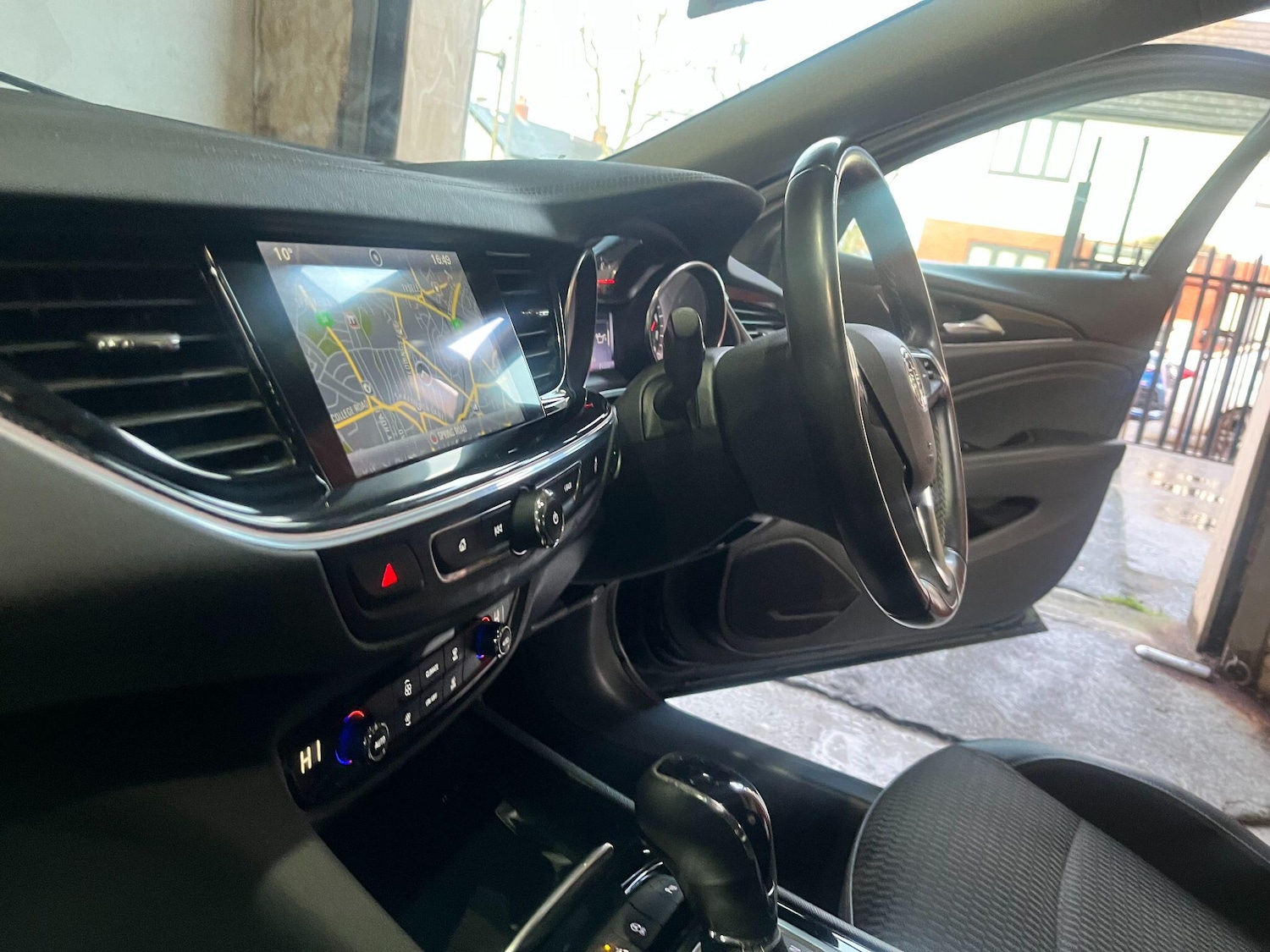 Used Vauxhall Insignia 2017 for sale - 77455653: Photo 32