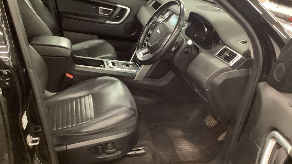 Used Land Rover Discovery Sport 2016 for sale - 76800887: Photo 5