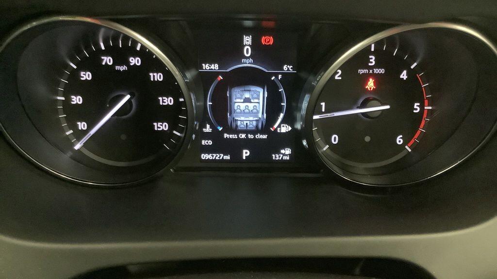 Used Land Rover Discovery Sport 2016 for sale - 76800887: Photo 9