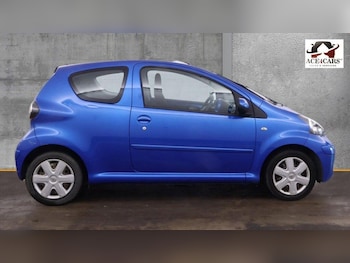 Used Toyota AYGO 2010 for sale - 78966092: Photo