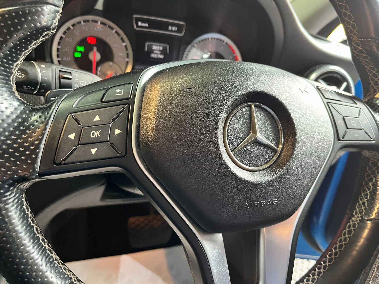 Used Mercedes-Benz A-Class 2014 for sale - 77231678: Photo 36