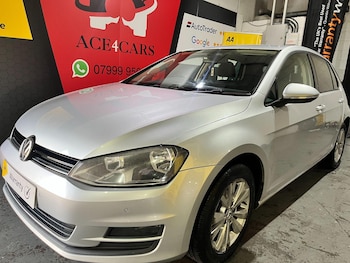 Volkswagen - Golf