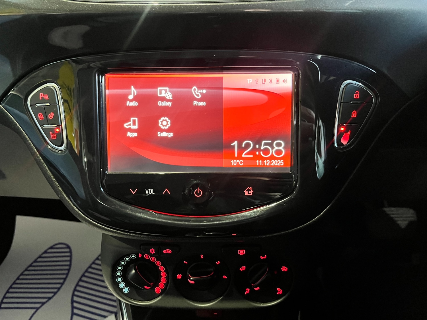 Used Vauxhall Corsa 2015 for sale - 77034673: Photo 28