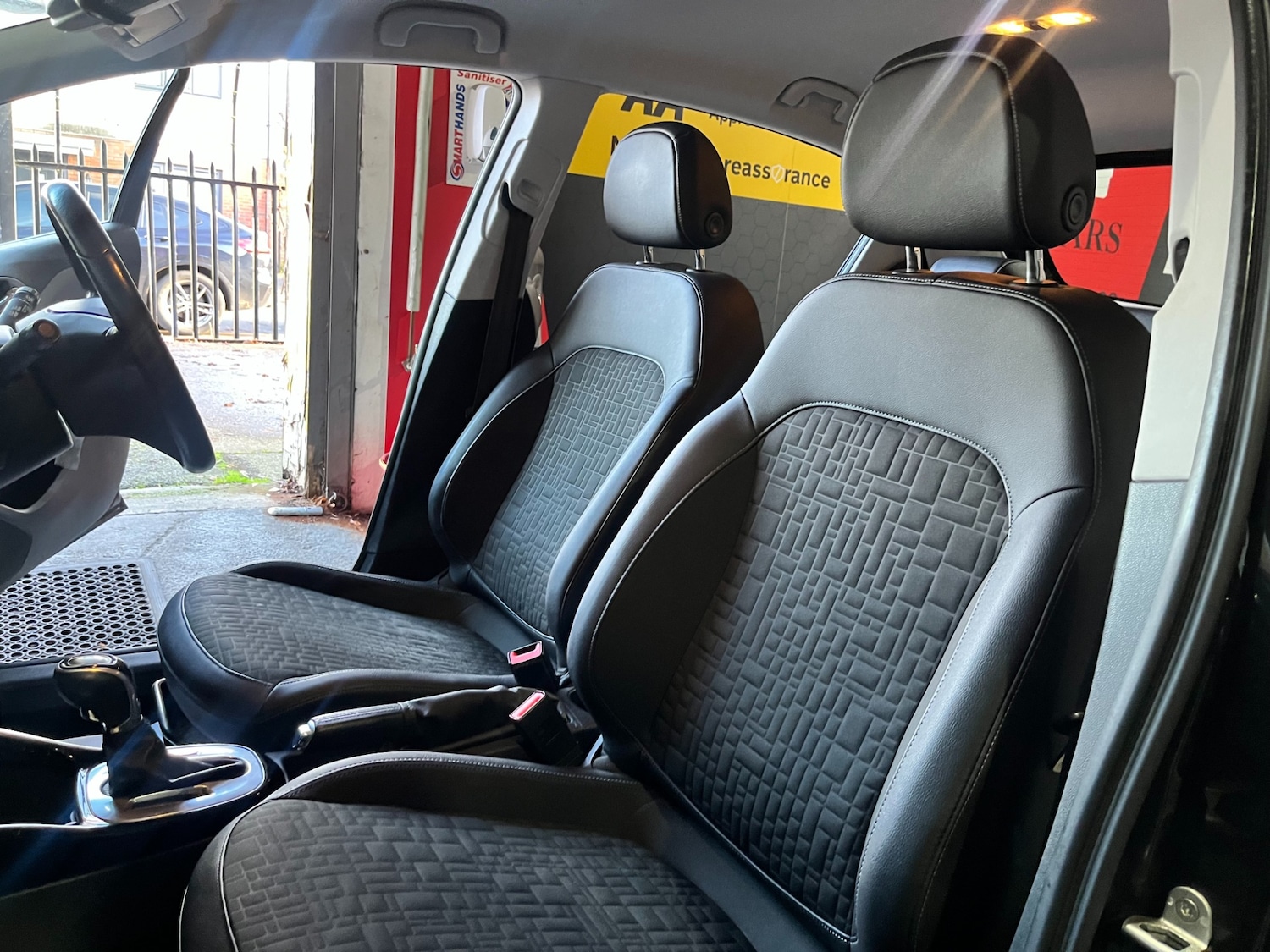 Used Vauxhall Corsa 2015 for sale - 77034673: Photo 40