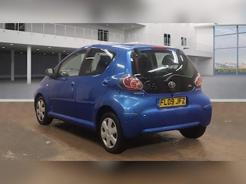Used Toyota AYGO 2009 for sale - 76592734: Photo