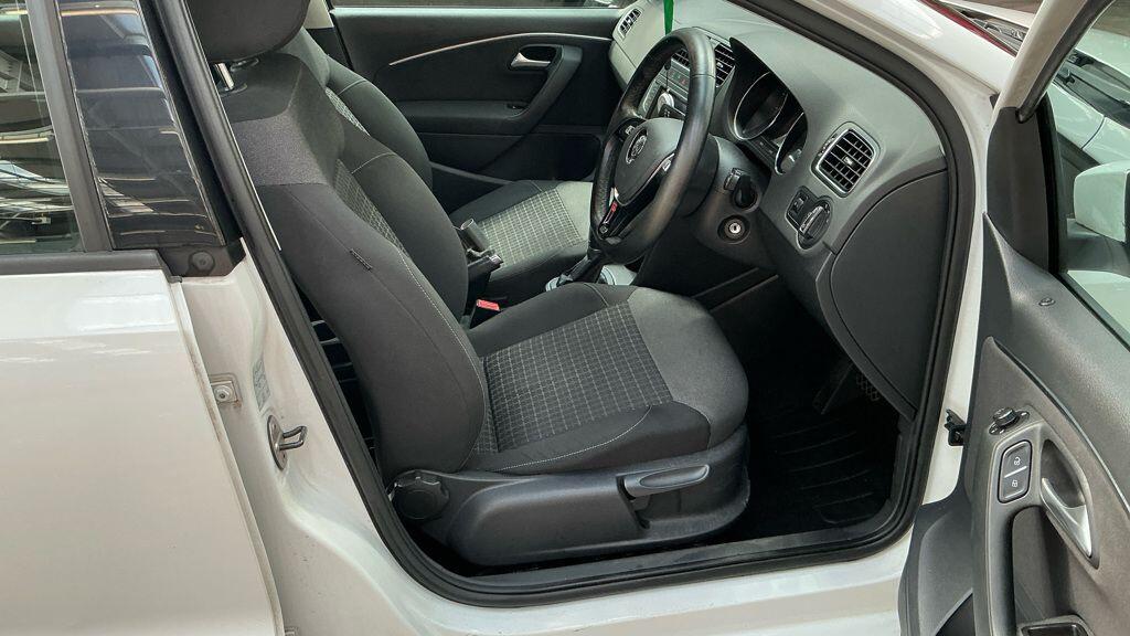 Used Volkswagen Polo 2015 for sale - 78033770: Photo 6