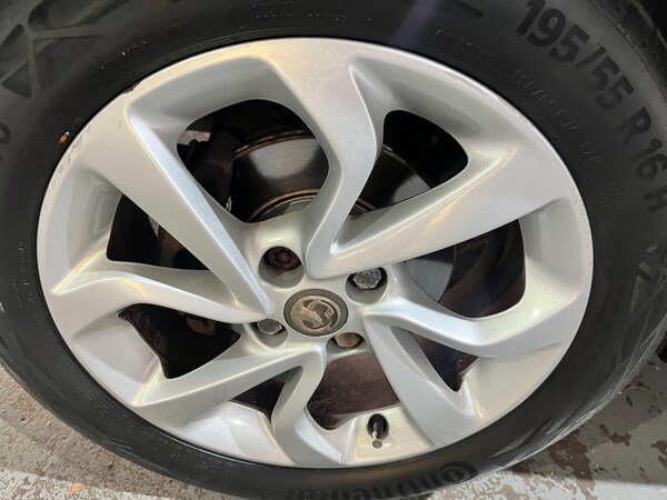 Used Vauxhall Corsa 2016 for sale - 76307759: Photo 37