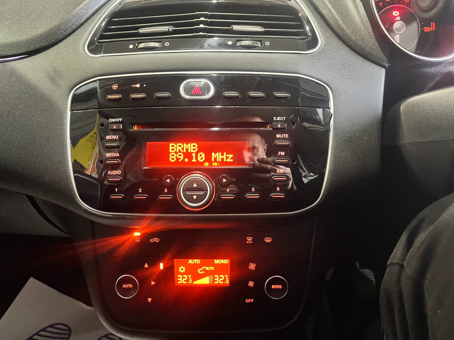 Used Fiat Punto 2013 for sale - 77035748: Photo 24