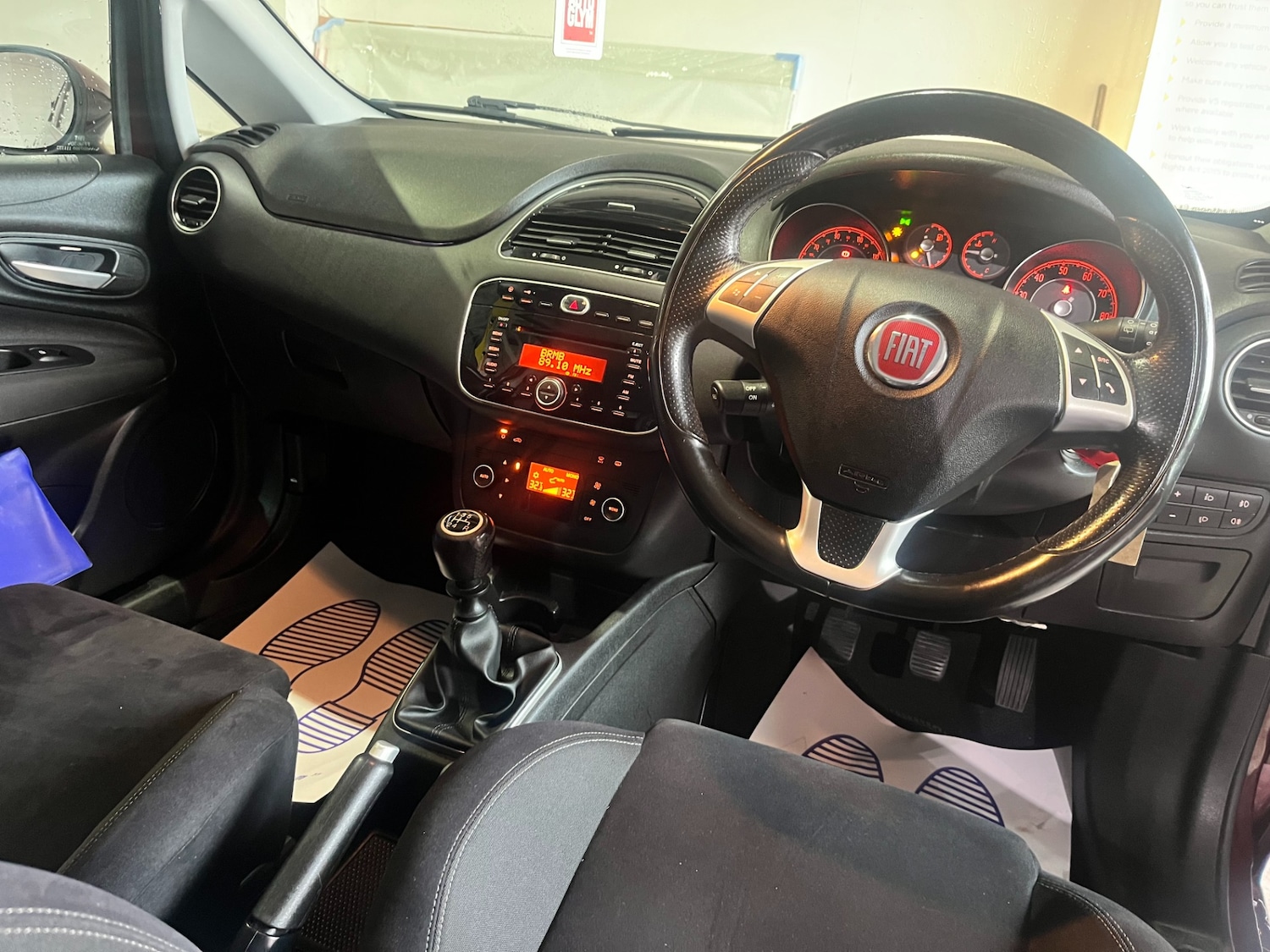 Used Fiat Punto 2013 for sale - 77035748: Photo 38