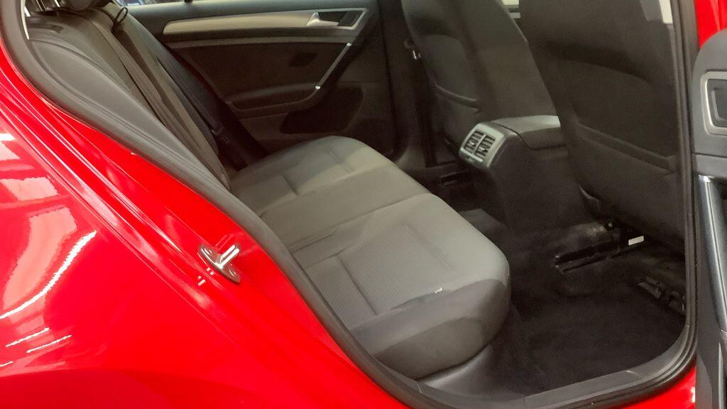 Used Volkswagen Golf 2014 for sale - 77523563: Photo 6