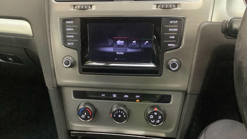 Used Volkswagen Golf 2014 for sale - 77523563: Photo 9