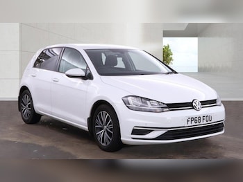 Used Volkswagen Golf 2018 for sale - 78695570: Photo