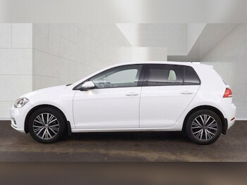 Used Volkswagen Golf 2018 for sale - 78695570: Photo