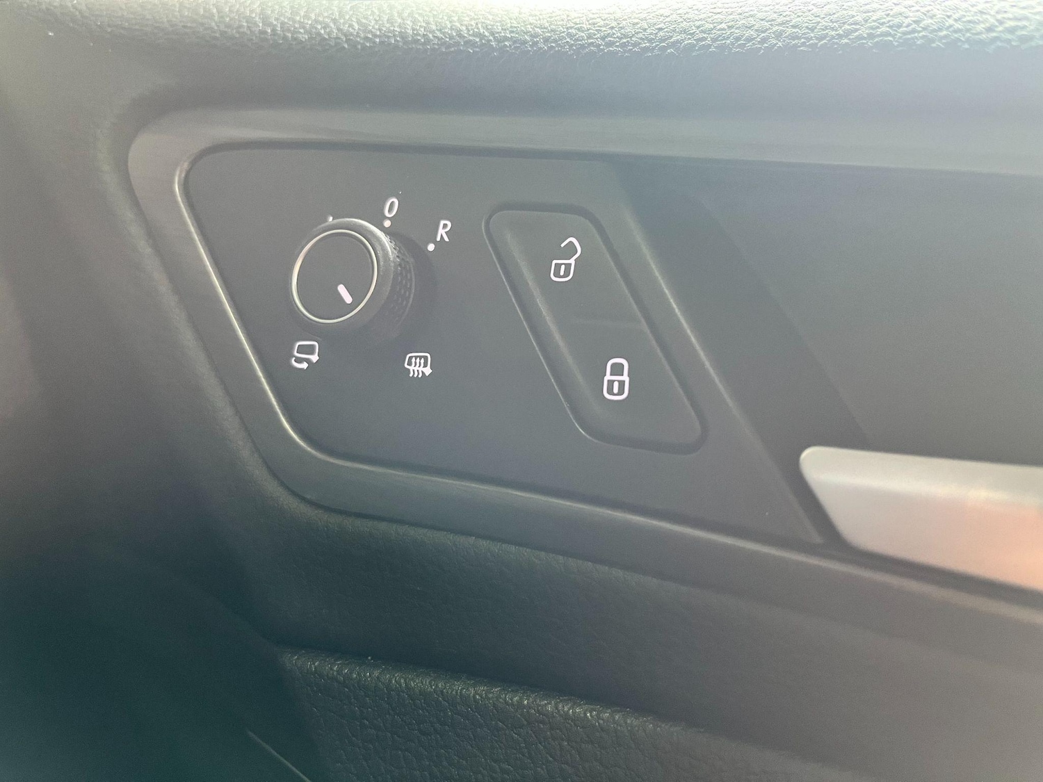 Used Volkswagen Golf 2017 for sale - 76887486: Photo 37