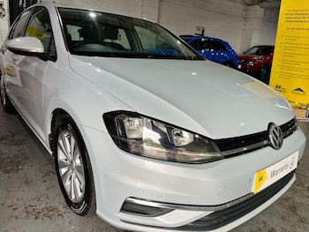 Used Volkswagen Golf 2017 for sale - 76887486: Photo