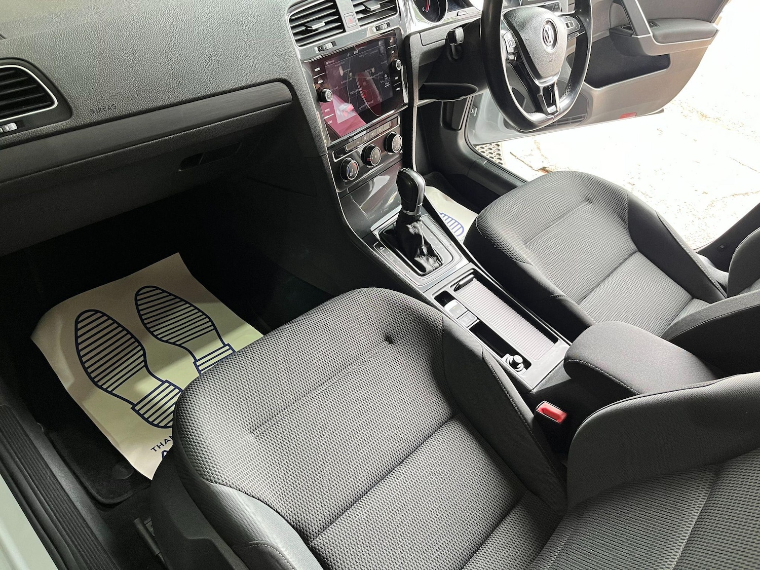 Used Volkswagen Golf 2017 for sale - 76887486: Photo 44