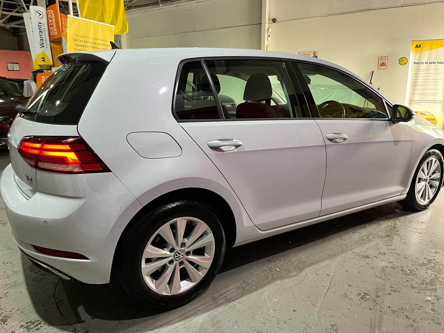 Used Volkswagen Golf 2017 for sale - 76887486: Photo 63